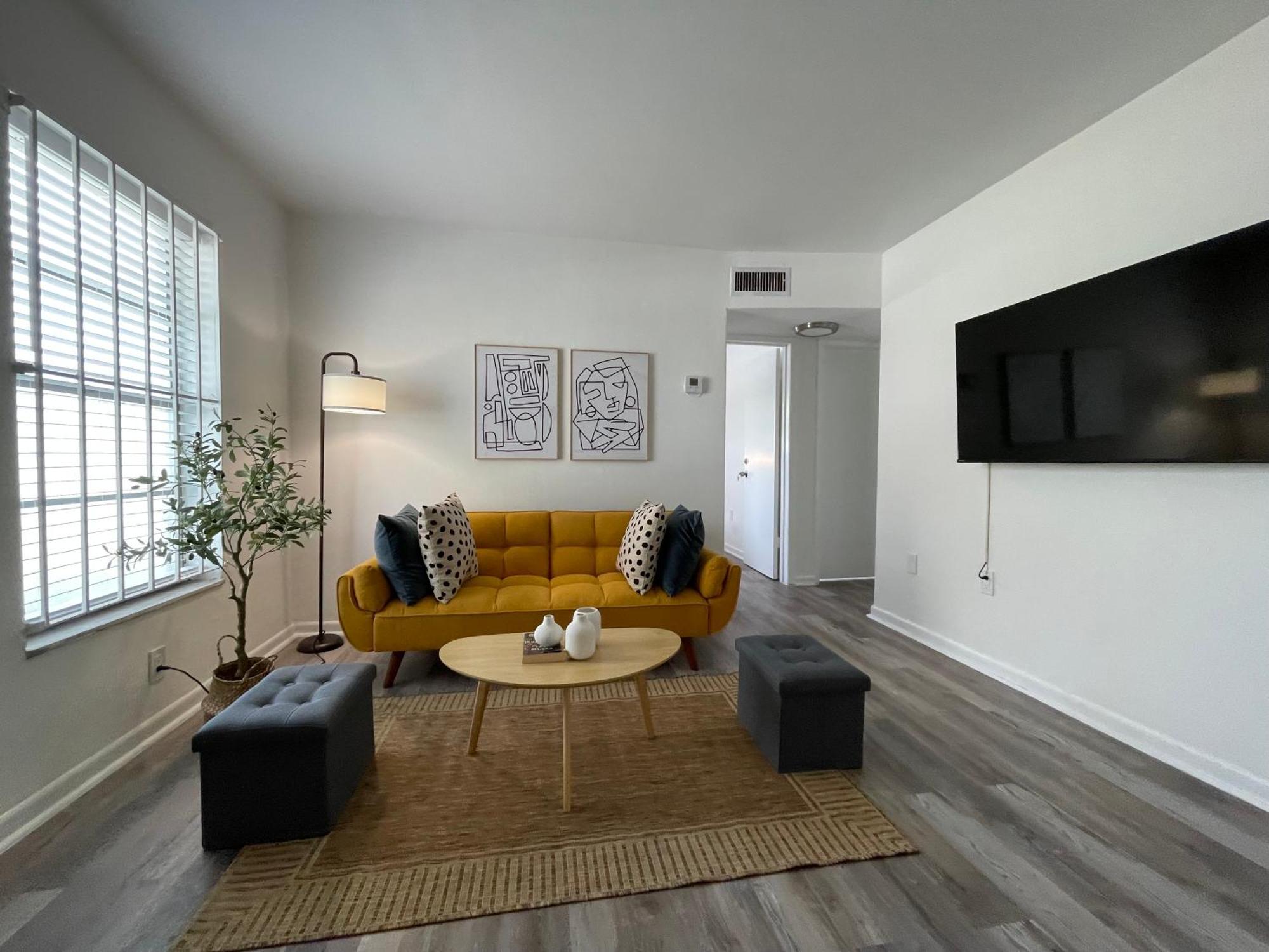 Remodeled Little Havanna Apartments Great Location Miami Exterior foto