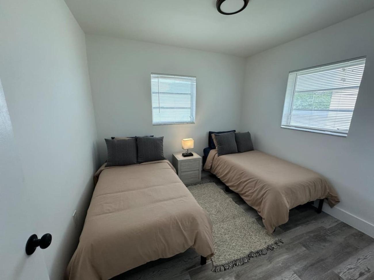 Remodeled Little Havanna Apartments Great Location Miami Exterior foto